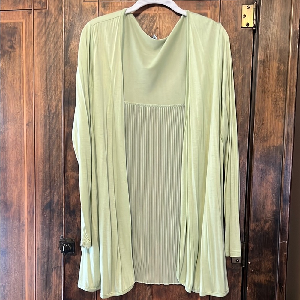 Elegant Green Women's Scarf